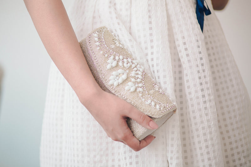 White Flower Pearl Clutch Purse Ladies Rhinestone Evening Purse Wedding Bag  | Baginning