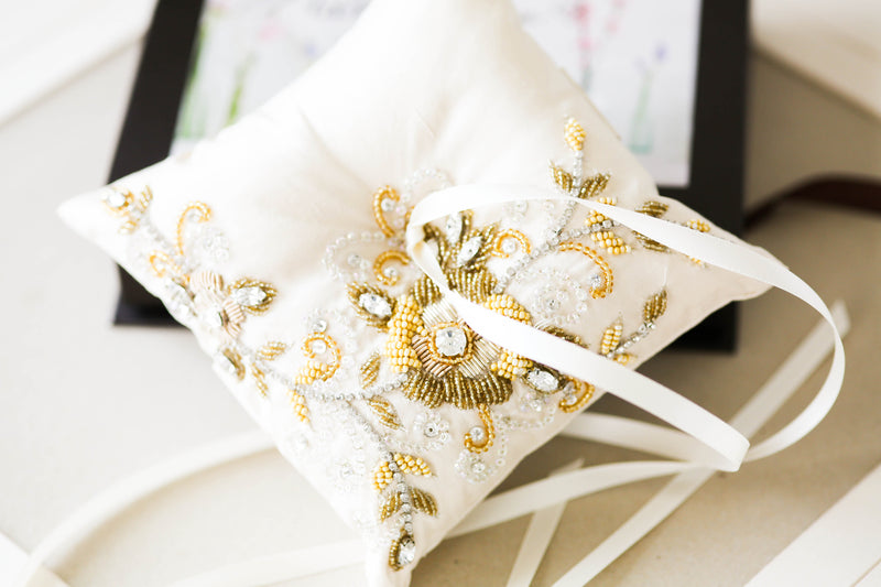 Ring pillow store