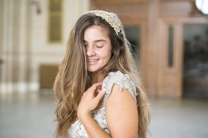 Bridal hair comb in gold - Style H22