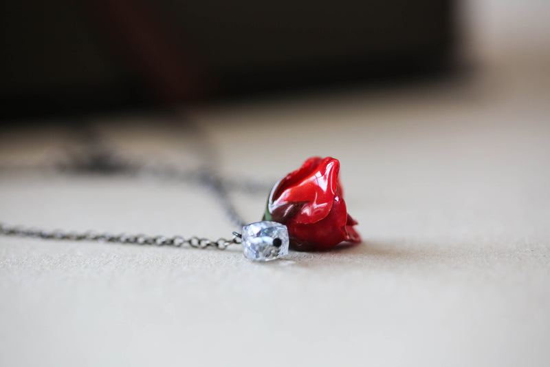 Real Red Rosebud Necklace for Valentnes Day Gifts