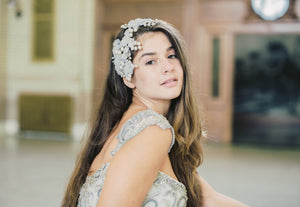 bridal head piece on wire - H18