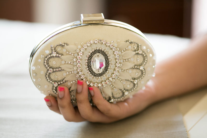 bridal gift ideas - box clutch ct06